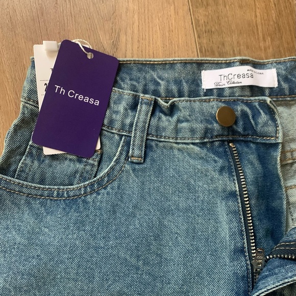 TH CREASA Classic Blue Denim Jeans - Picture 6 of 9